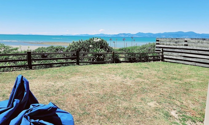Tasman Cabin | Helme Holiday Top Bach