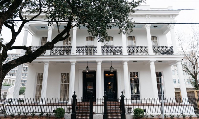 Lower Garden District Hotel | Henry Howard Hotel