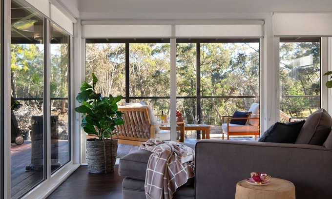 Hepburn Springs House | Hepburn Springs Retreat- stylish & light-filled