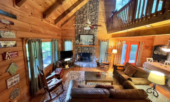 Morganton Cabin | Here is the Best Family Vaca Ever, Right Here!