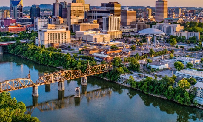 East Nashville Condo | Here You Come Again - East Nashville Condo