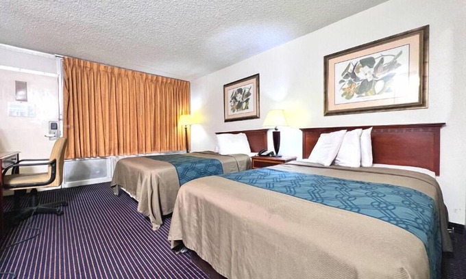 Baton Rouge Hotel | Heritage Inn and Suites