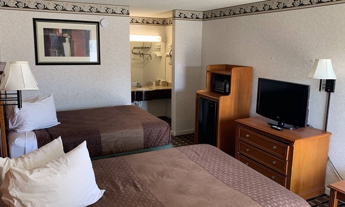 Cleveland Hotel | Heritage Inn