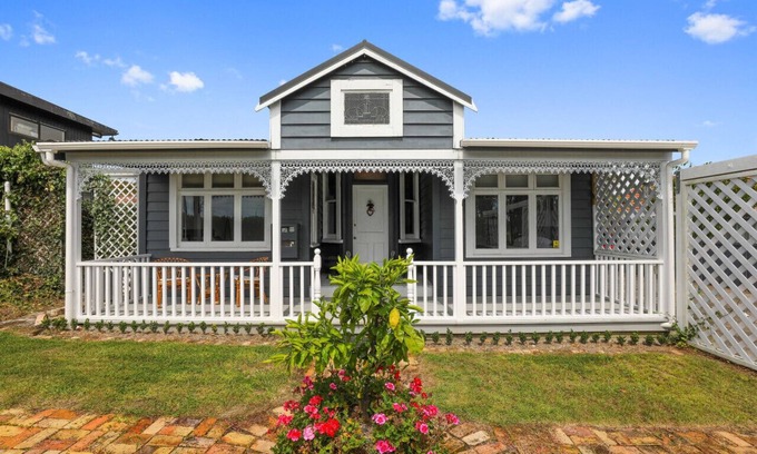 Rotorua Villa | Heritage Villa and Timber Retreat in Central Rotorua