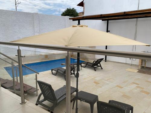 La Mesa House | Hermosa Casa Central - Rositas's house