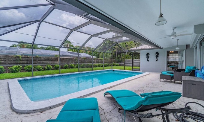 Southgate House | Herons Retreat - Pool Home by Gulfocast Holiday Homes