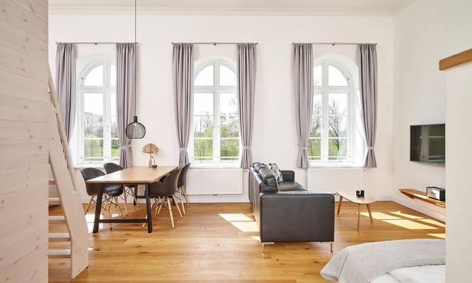 Steinberg Apartment | Herrenhaus IV - Ferienwohnungen Herrenhaus Gut Oestergaard