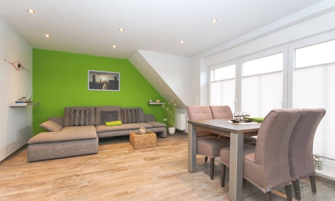 Norddeich Apartment | Herzlich Willkommen in dem Geräumigen Neubau Ferienwohnung Am Kutterhafen II