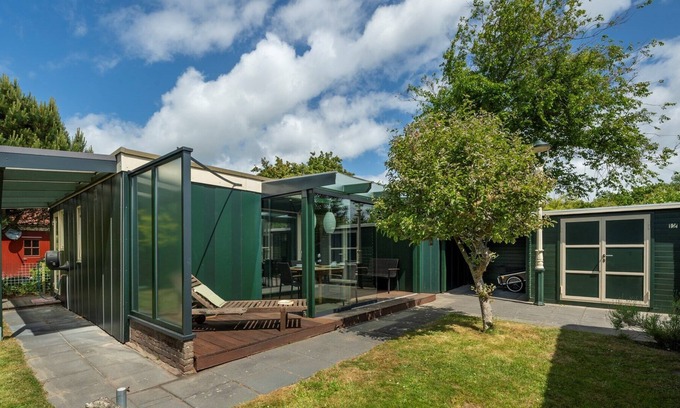 Renesse House | Het Ongerepte 12 holiday home privately situated and near beach