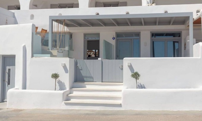Logaras House | HH Bay | Luxury house by the sea