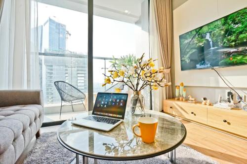 Ngoc Khanh Apartment | Hi-Home Suites - Vinhomes Metropolis
