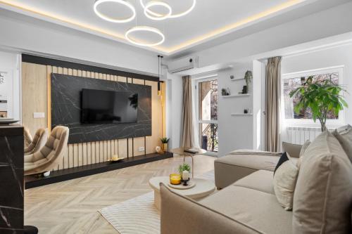 Bucharest City-Centre Apartment | Hi-Lux Parliament Apartment with Amazing View