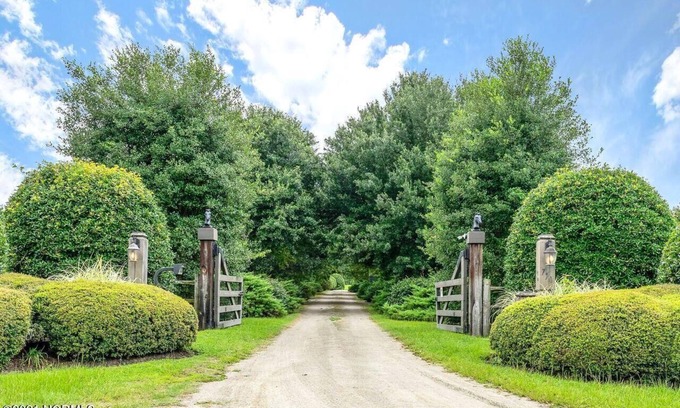 Southern Pines Apartment | Hidden Gem Located Minutes from the Pinehurst Resort and the US Open