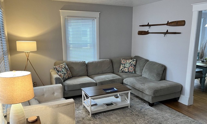 Clayton House | Hidden Gem! Pet friendly - 3 bed, 2.5 bath Duplex, Downtown Clayton