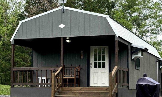 Smithville Cabin | Hidden Hills Enchanted- Broken Bow/Hochatown- 1bd