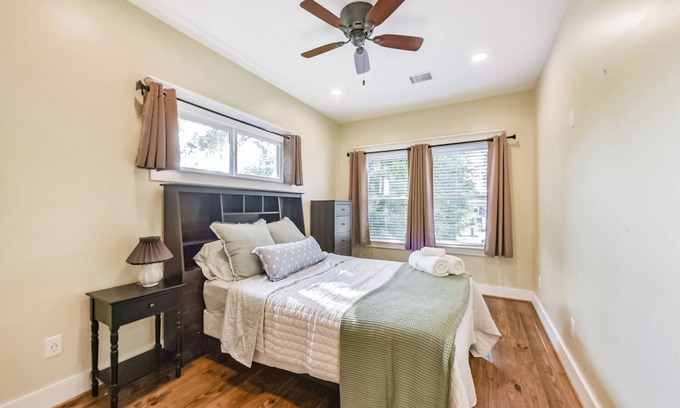 Northside House | Hidden Oaks Guest House
