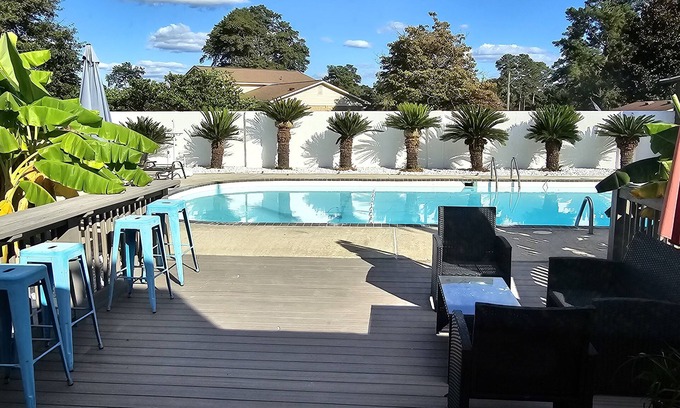 Augusta House | Hidden Oasis