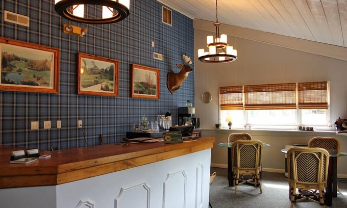Roaring Gap Hotel | High Meadows Inn