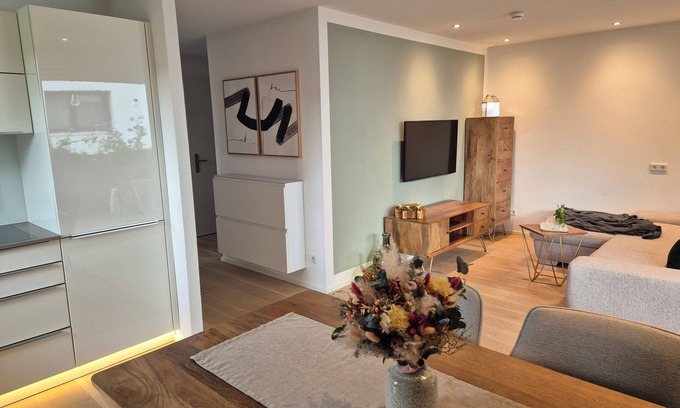 Rielasingen-Worblingen Apartment | High-quality furnished apartment, central and quiet near Lake Constance