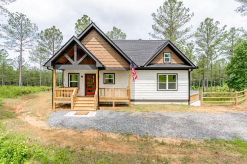 Ellijay House | High River Homestays