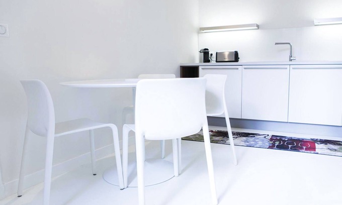 Bordeaux City Centre Apartment | High standing apartment 80m2 with lift. Hyper center of Bordeauxascensur