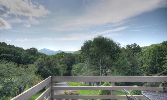 Boone House | Higher Ground at Yonahlossee