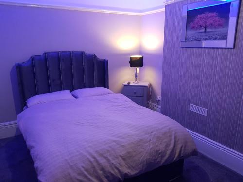 Sheffield House | Highfields Living - All Rooms Ensuite- Free Wifi- Free Local Parking