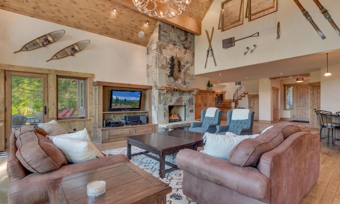 Truckee House | Highland Estate at Old Greenwood - Large, Luxury, Private Hot Tub & Amenity Access