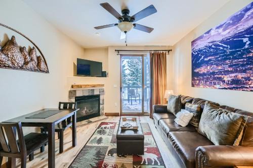 The Highlands Apartment | Highland Greens Lodge 210 Colorado
