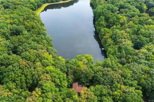 East Stroudsburg House | Highland House: Lakefront, Hot Tub, Views, Private