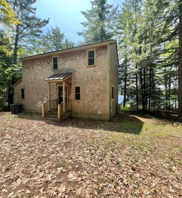 Bridgton Villa | HIGHLAND LAKE COTTAGE LIMIT 8 home