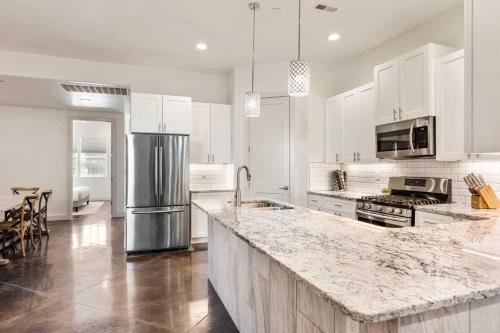 Hurricane House | Highlander townhouse