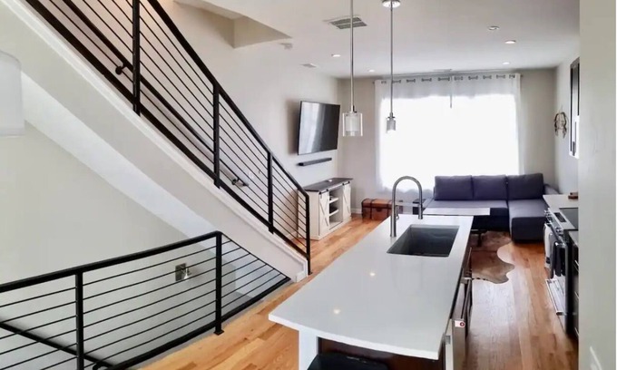 Highland House | Highlands Home with Rocky Mountain Views!