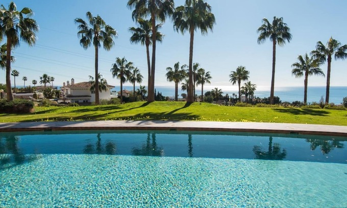 Benalmadena Apartment | Higueron Hills 5* Beach Club