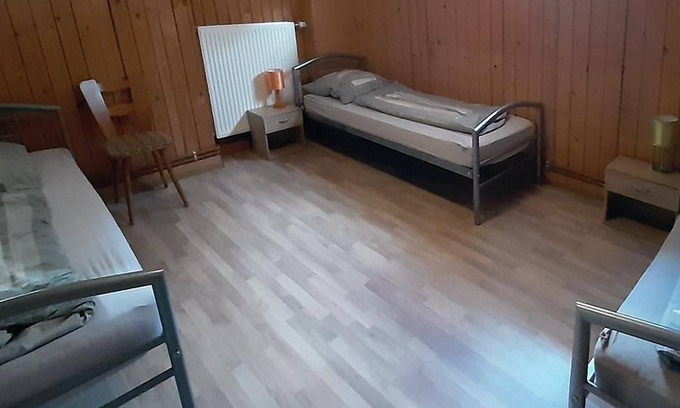 Mittelhof RV Rental | Hiker room 2 - campsite in the oak forest