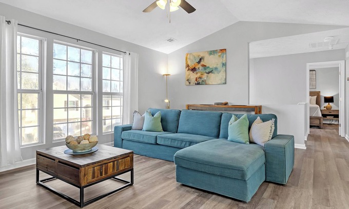 Candler-McAfee House | Hikers Haven Beautiful Home mins to downtown Atlanta & Decatur, w deck & garage