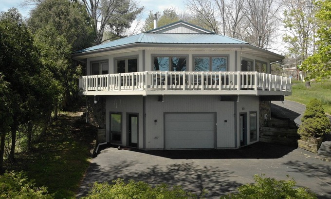 Canandaigua House | Hiking, Hot Tub, Lake Front, Dock, Swimming
