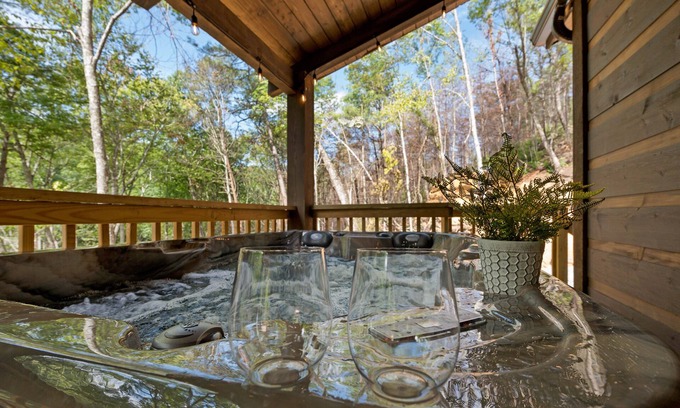 Gatlinburg - Pigeon Forge Cabin | Hiking Waterfall Private Fireplace HotTub Shuffleboard