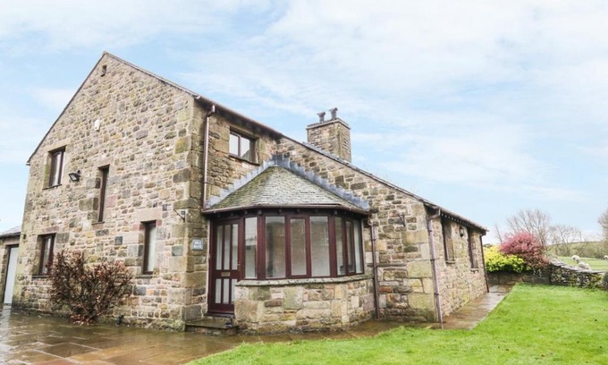 Carnforth House | Hill Bank