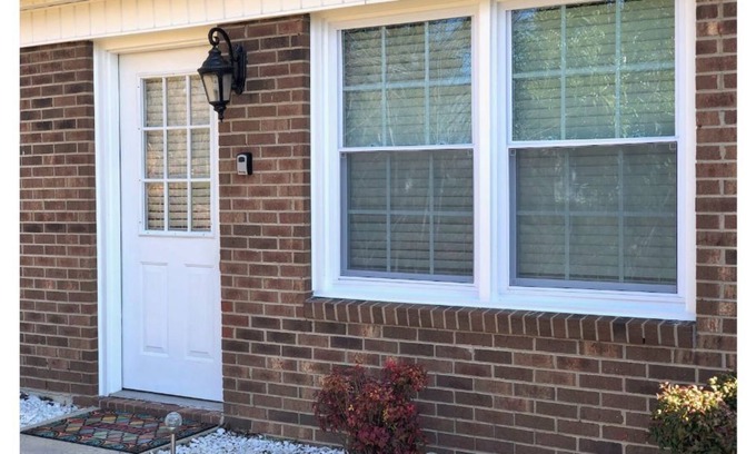 Mount Airy Apartment | Hillcrest Hideaway