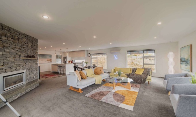 Lake Tekapo House | Hillside Haven - Perfect Getaway in Lake Tekapo
