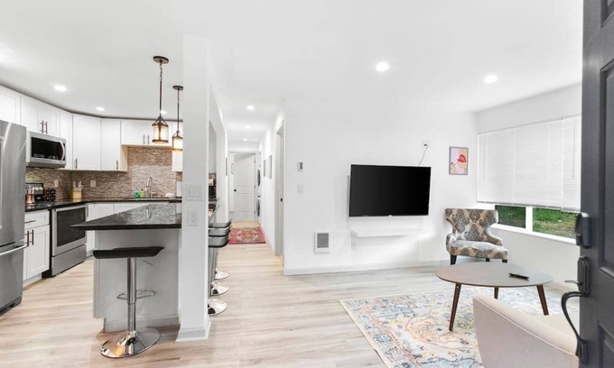North Beacon Hill Condo | Hillside in Seattle - updated and well appointed.