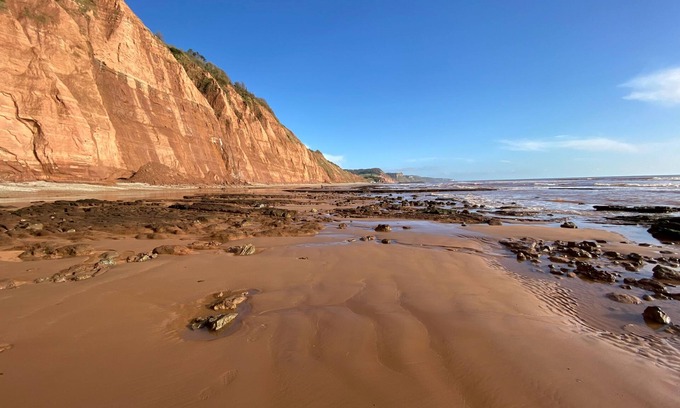 Yarcombe Cottage | Hillside Lodge - sleeps 4 guests in 2 bedrooms