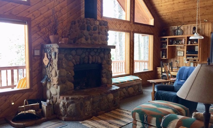 Pagosa Hills Cabin | Hillside stylish custom built 2-bdrm home. Views, privacy, 3 miles west of town.
