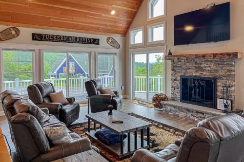 Intervale House | Hilltop Hideaway