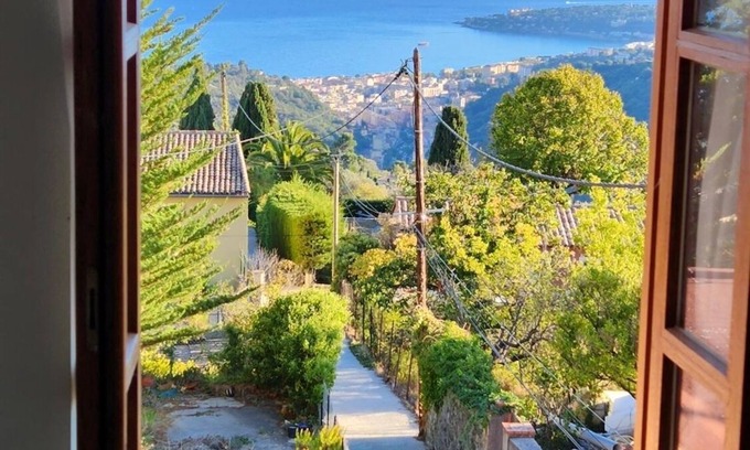 Castellar Apartment | Hilltop Village Apartment with Superb Sea and Mountain Views