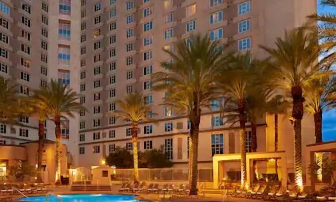Las Vegas Apartment | Hilton Grande Vacations Club on Paradise - Studio