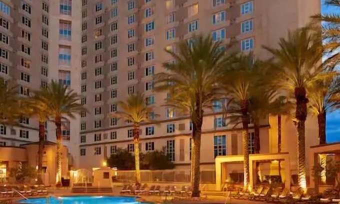Las Vegas Apartment | Hilton Grande Vacations Club on Paradise - Studio