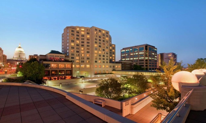 Madison Hotel | Hilton Madison Monona Terrace