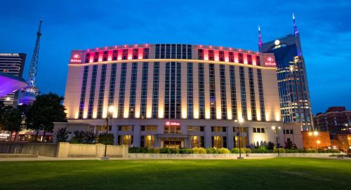Sobro Hotel | Hilton Nashville Downtown